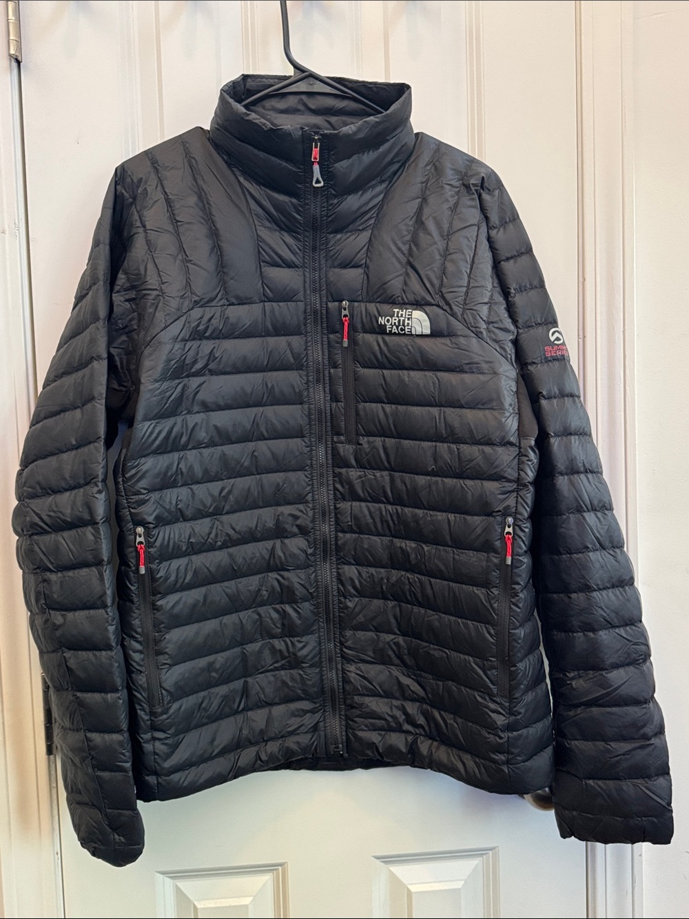 The North Face Men’s Black Summit Series 800 Pro Down Puffer Jacket
